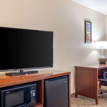 Comfort Inn & Suites Macon North I-75 Buitenkant foto