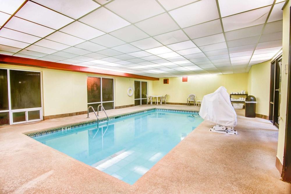 Comfort Inn & Suites Macon North I-75 Buitenkant foto