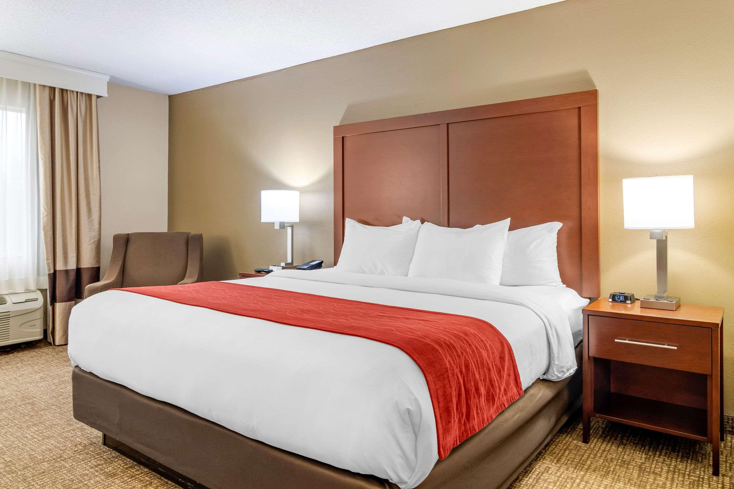 Comfort Inn & Suites Macon North I-75 Buitenkant foto